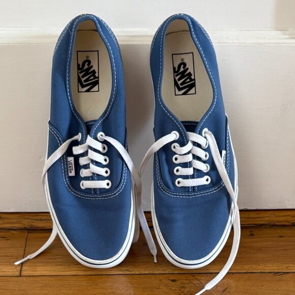 Vans Authentic | Mens Size 9 | Blue | WORN TWICE! - Picture 2 of 3